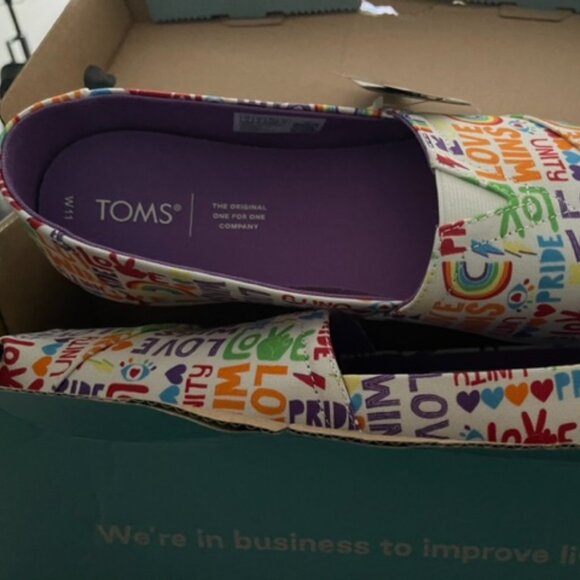 Toms Love Sneakers Size 11M - Picture 1 of 1